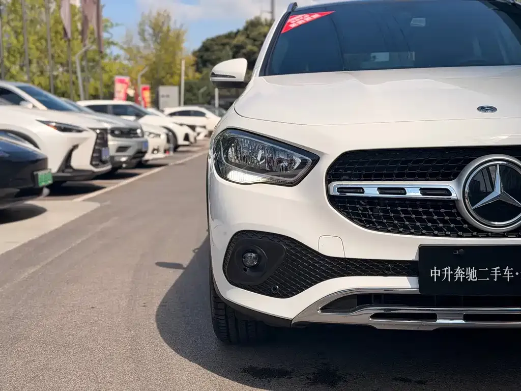 Mercedes-Benz GLA — фото 3