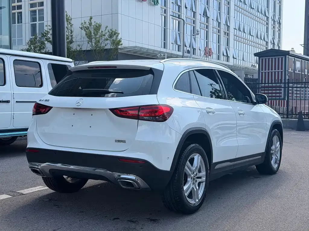 Mercedes-Benz GLA — фото 8