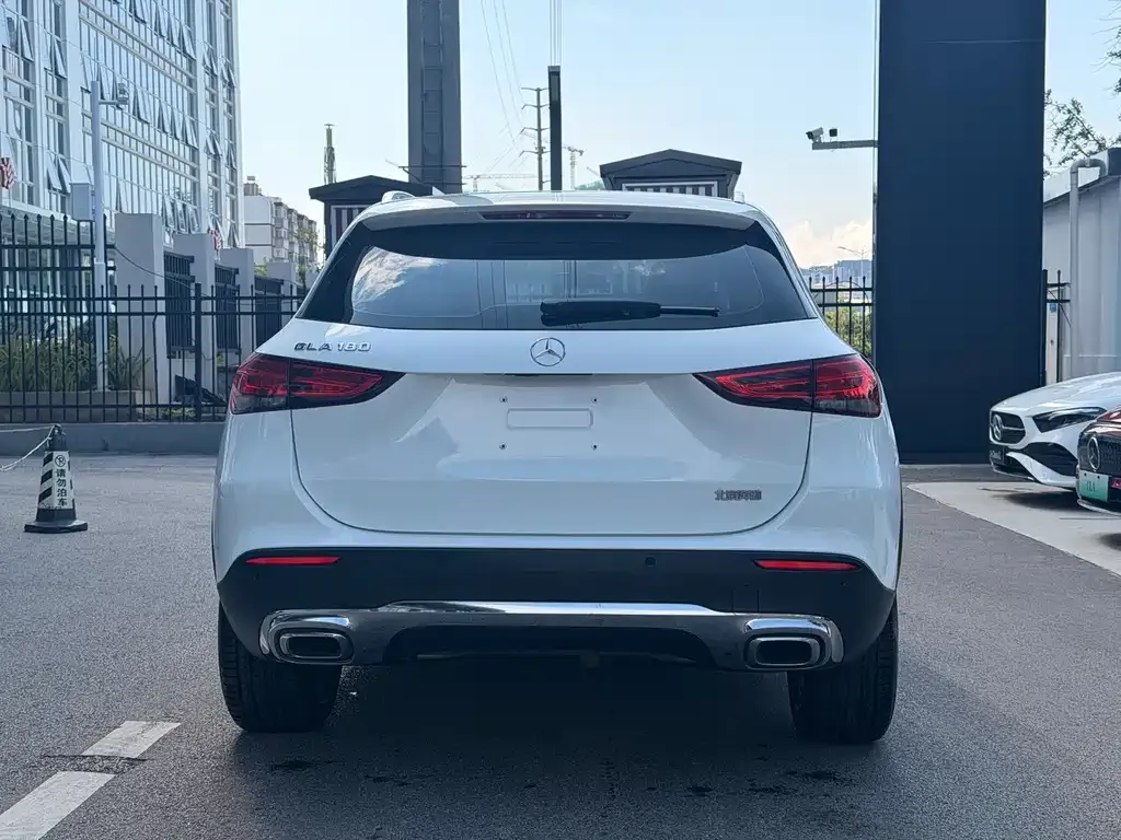 Mercedes-Benz GLA — фото 7