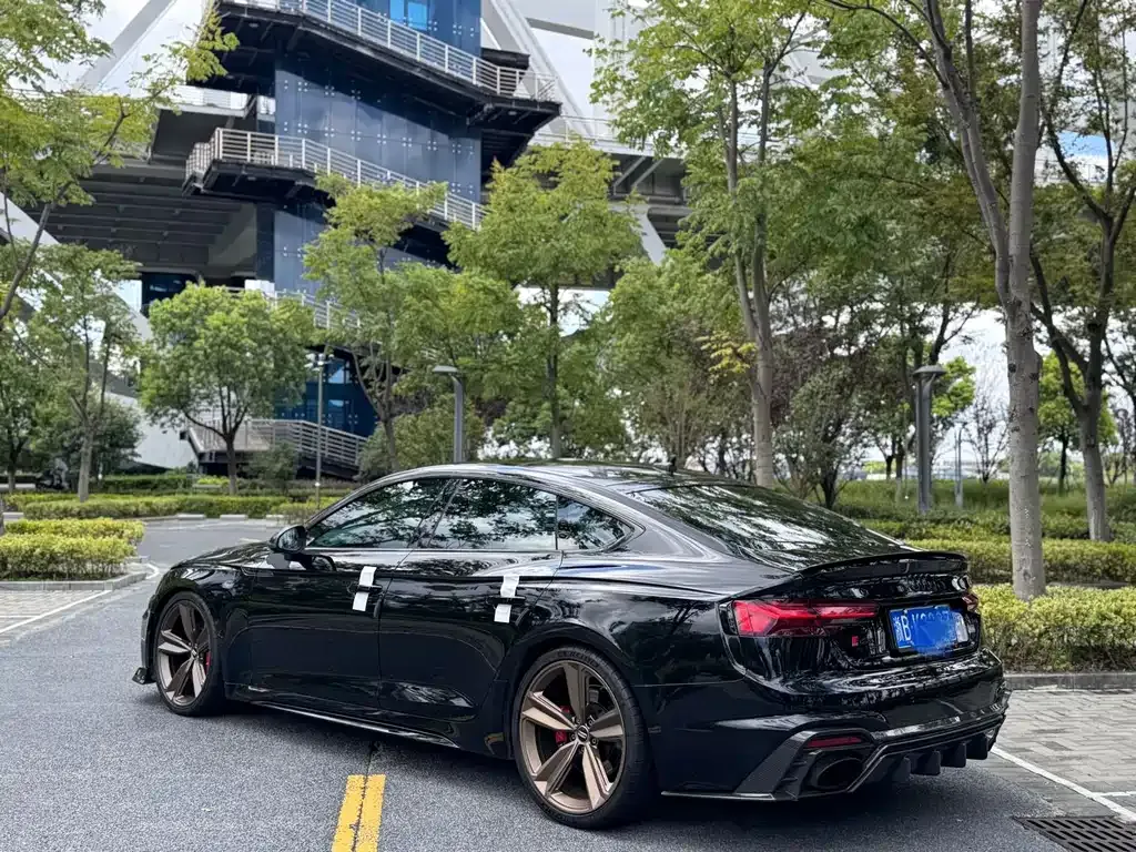Audi RS 5 — фото 9