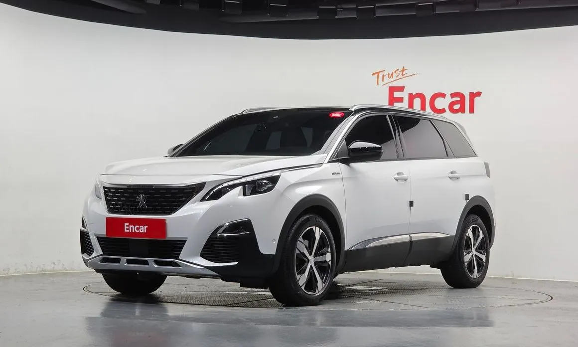 Peugeot 5008 — фото 1