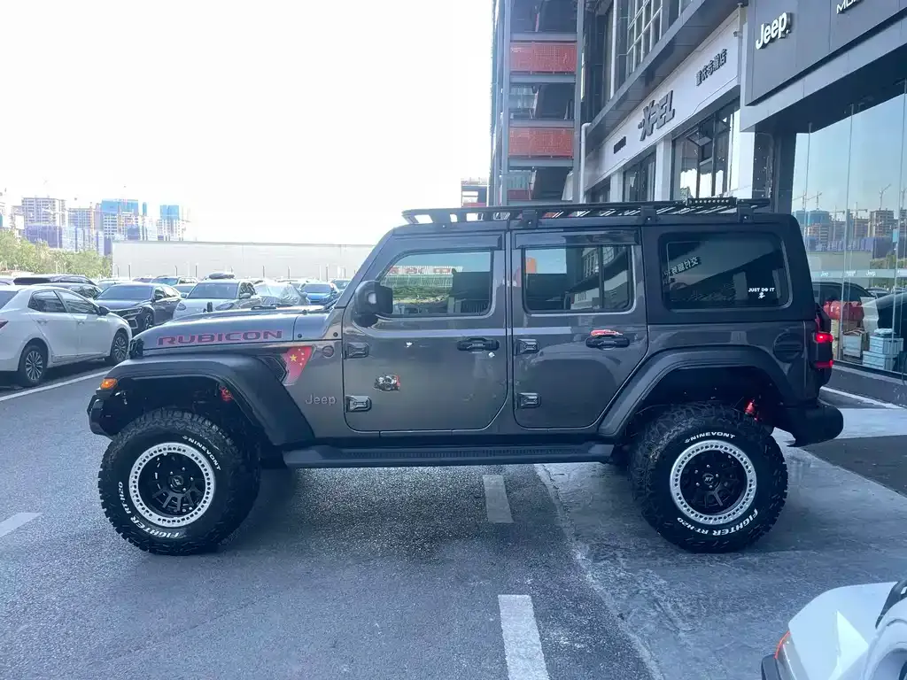 Jeep Wrangler — фото 4