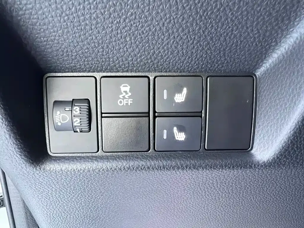 Honda Fit — фото 9