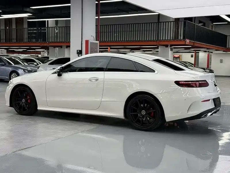 Mercedes-Benz E-Class (Import) — фото 4