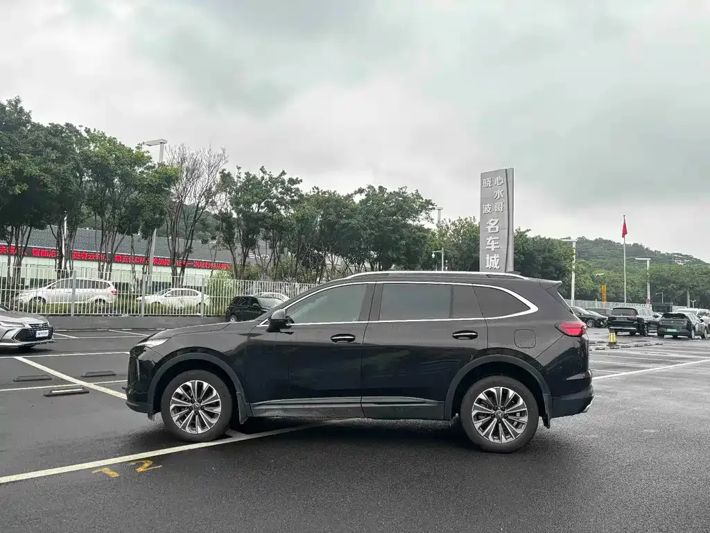 Buick Envision Plus — фото 9
