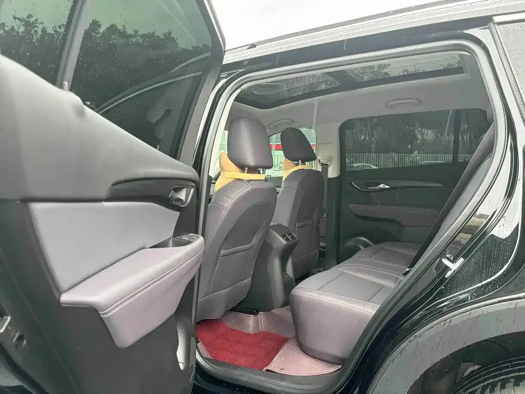 Buick Envision Plus — фото 5