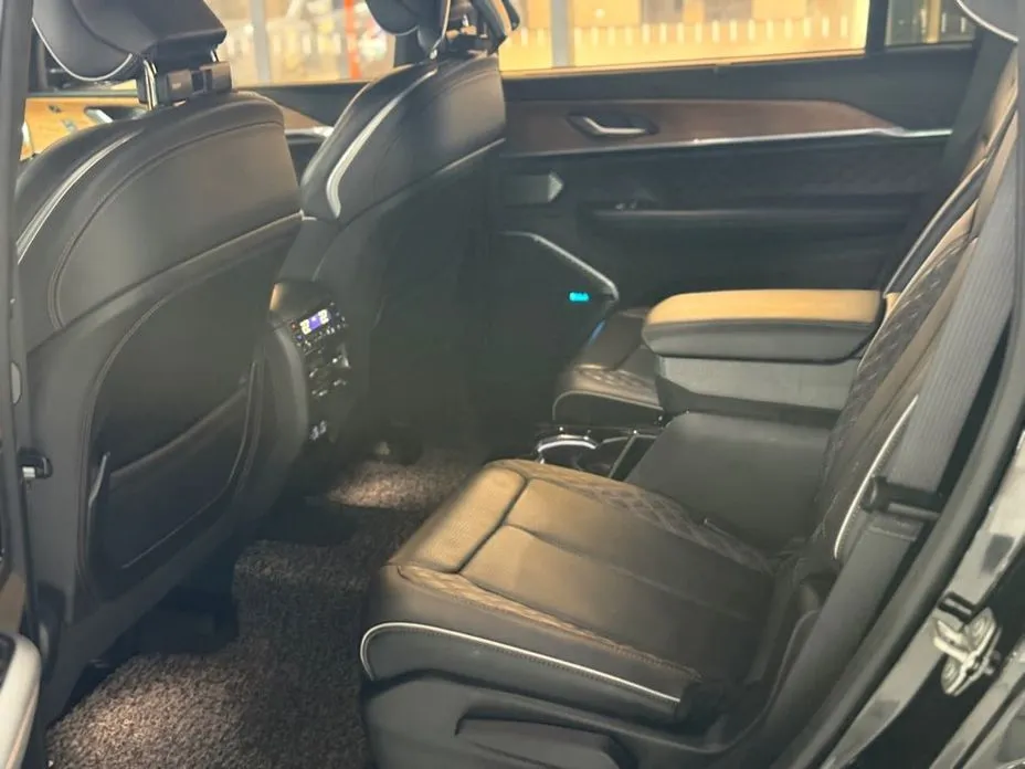 Jeep Cherokee — фото 3
