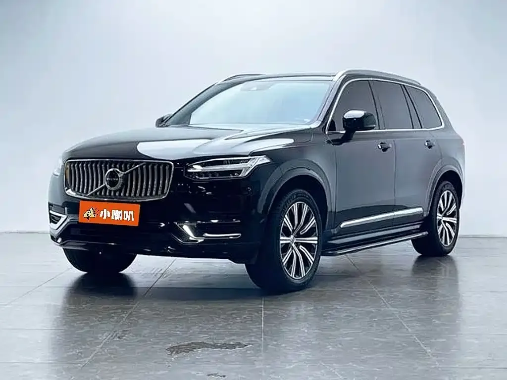 Volvo XC90 — фото 1