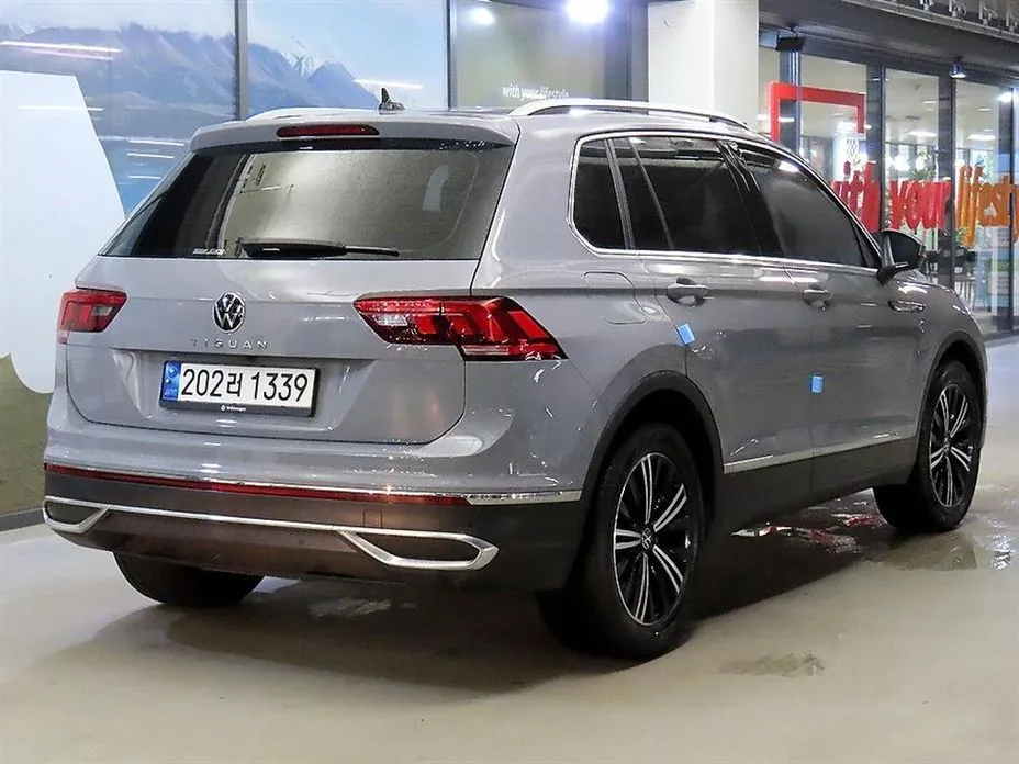 Volkswagen Tiguan — фото 10