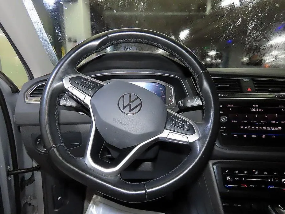 Volkswagen Tiguan — фото 7