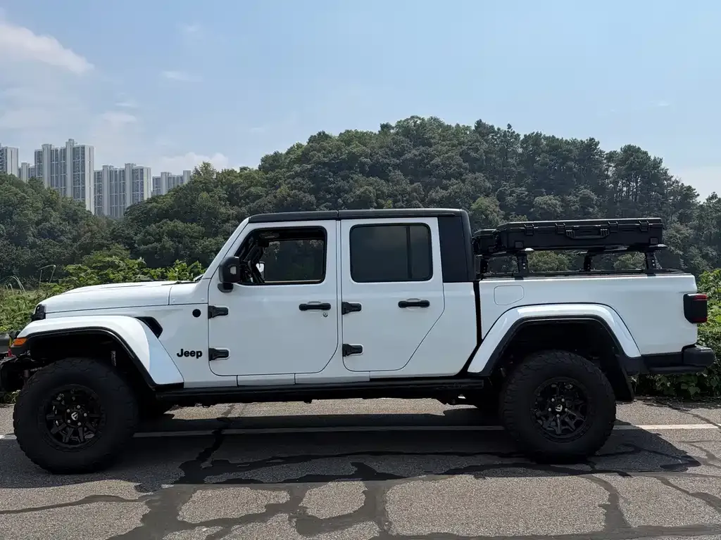 Jeep Gladiator — фото 2