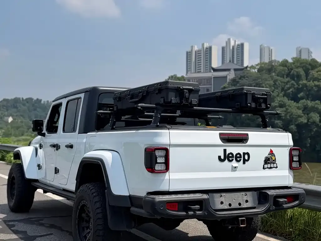 Jeep Gladiator — фото 4