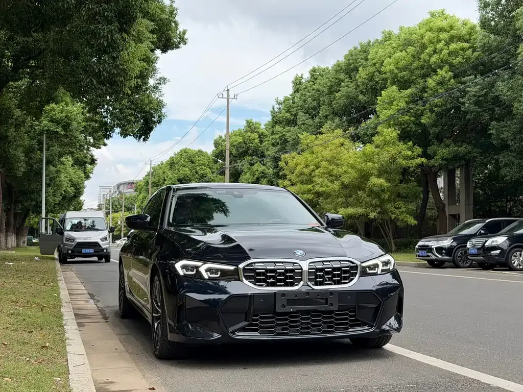 BMW 3 Series — фото 1