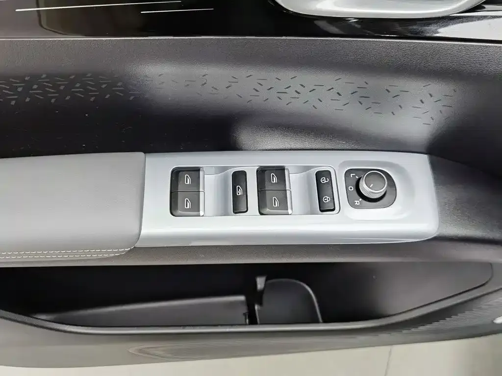 Geely Starburst — фото 10