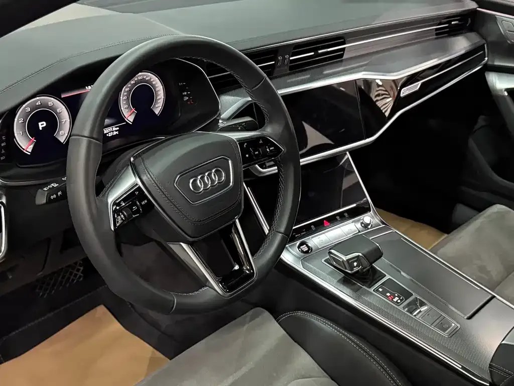 Audi A6L — фото 5