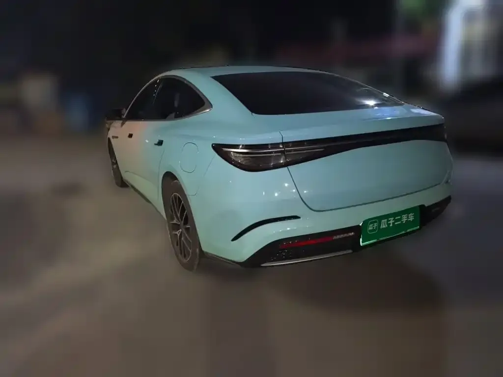BYD Seal — фото 2