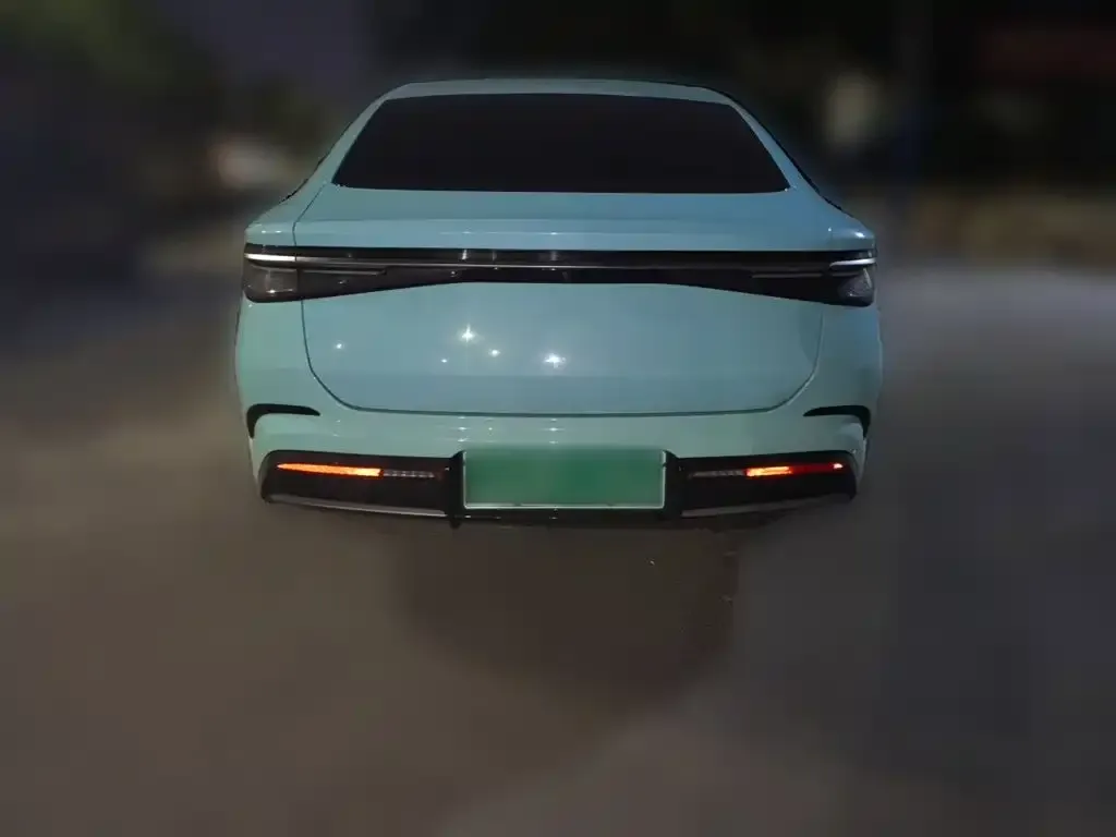 BYD Seal — фото 6