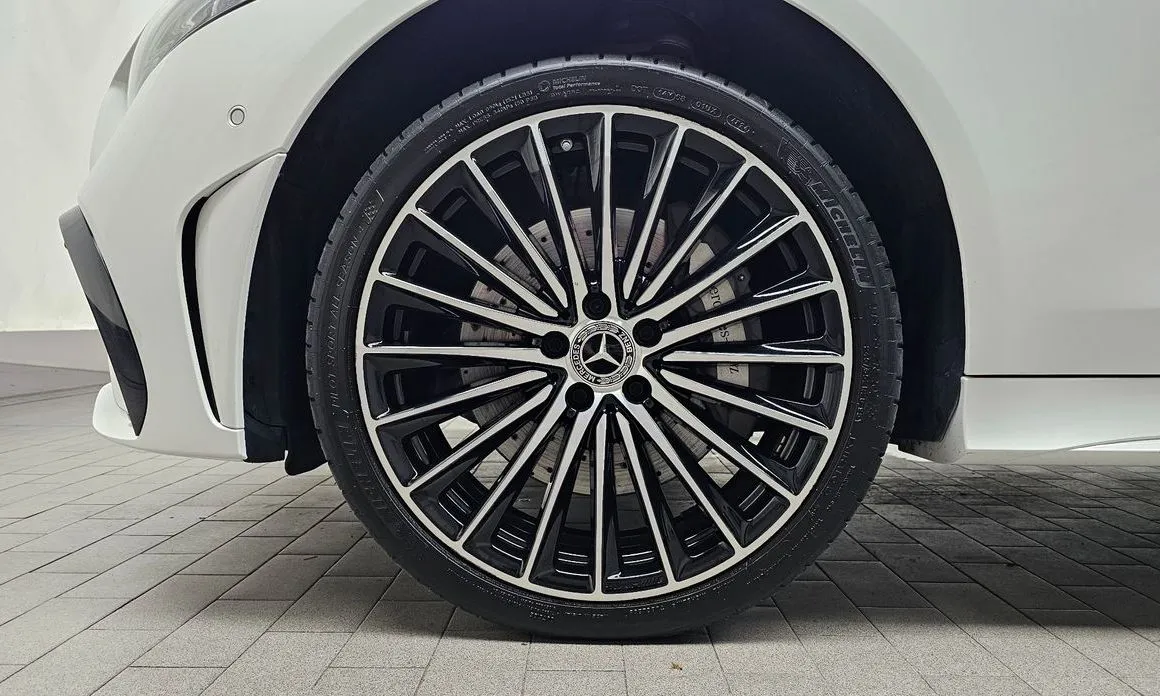 Mercedes-Benz CLS-Class — фото 10