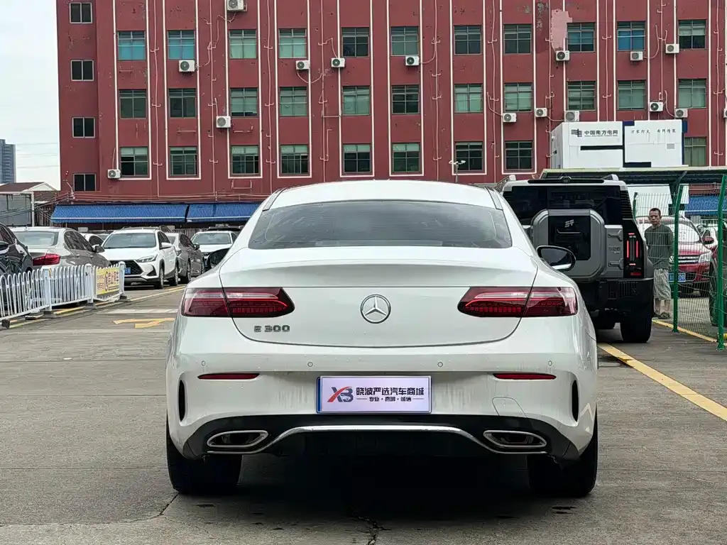 Mercedes-Benz E-Class (Import) — фото 6