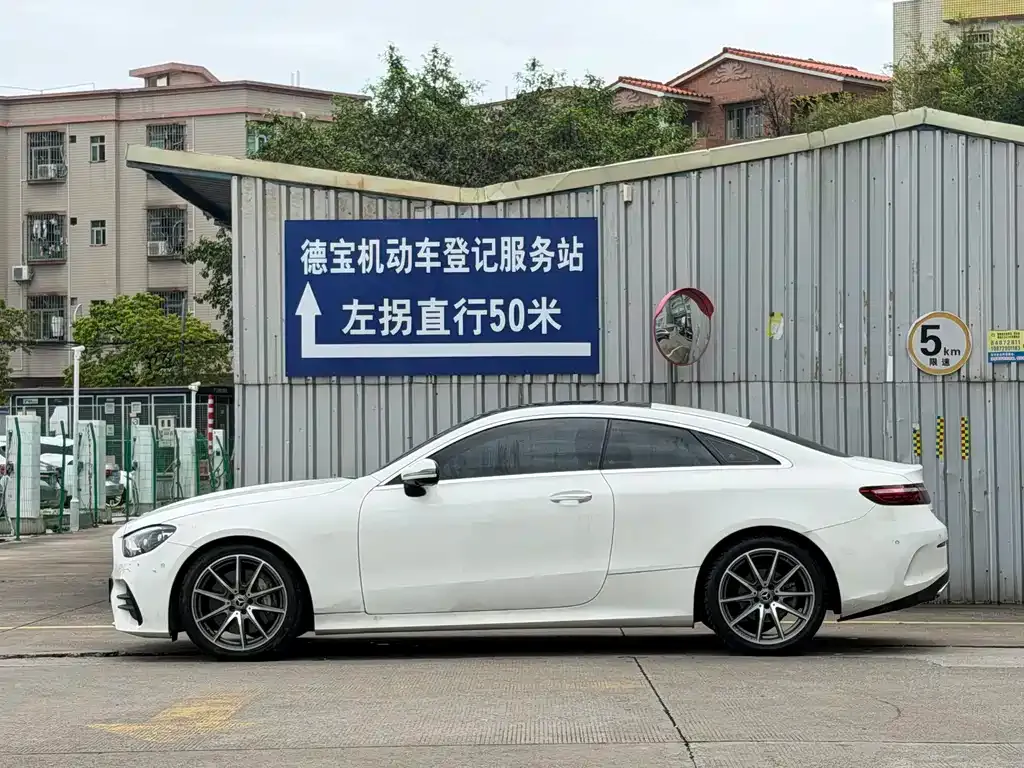 Mercedes-Benz E-Class (Import) — фото 8