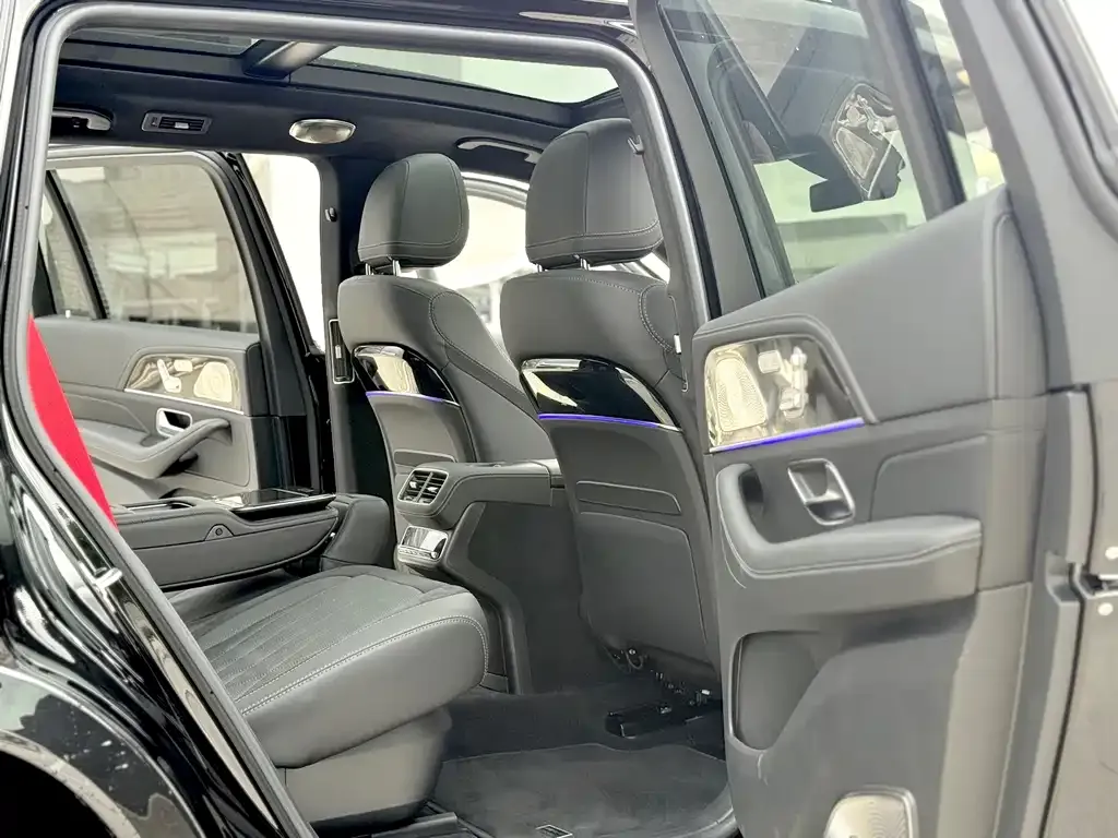 Mercedes-Benz GLS AMG — фото 6