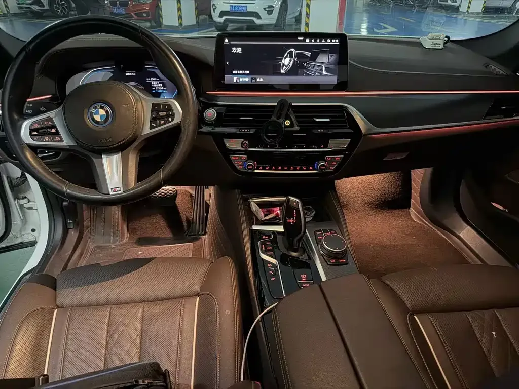 BMW 5 Series New Energy — фото 6