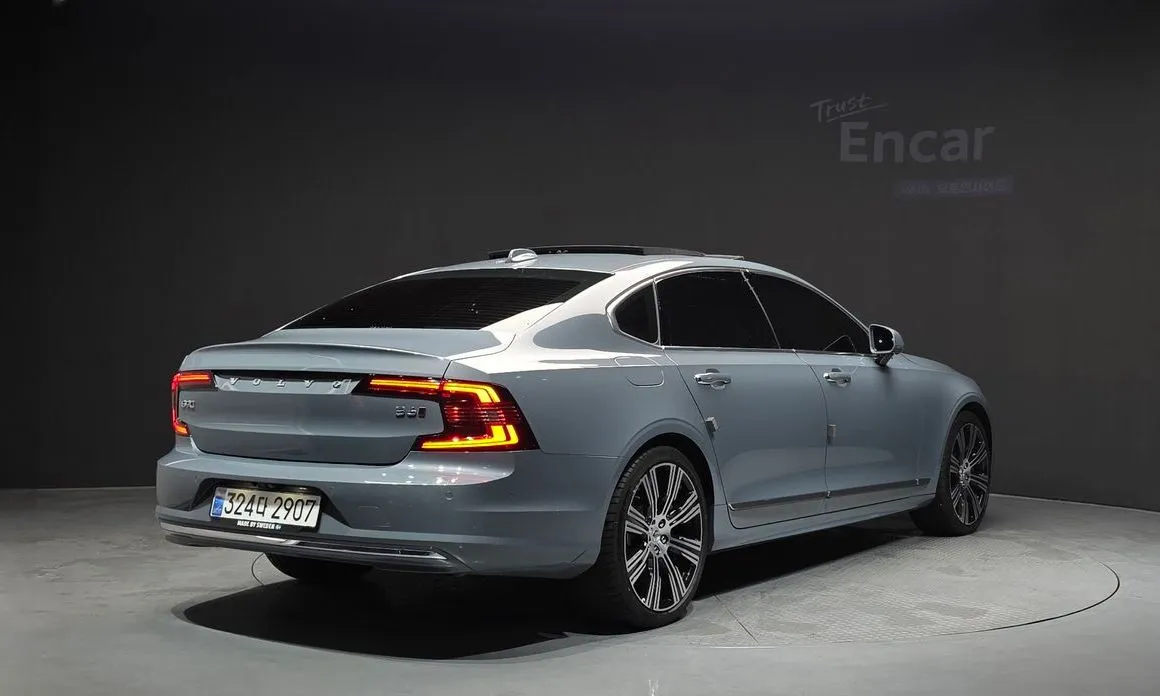 Volvo S90 — фото 4