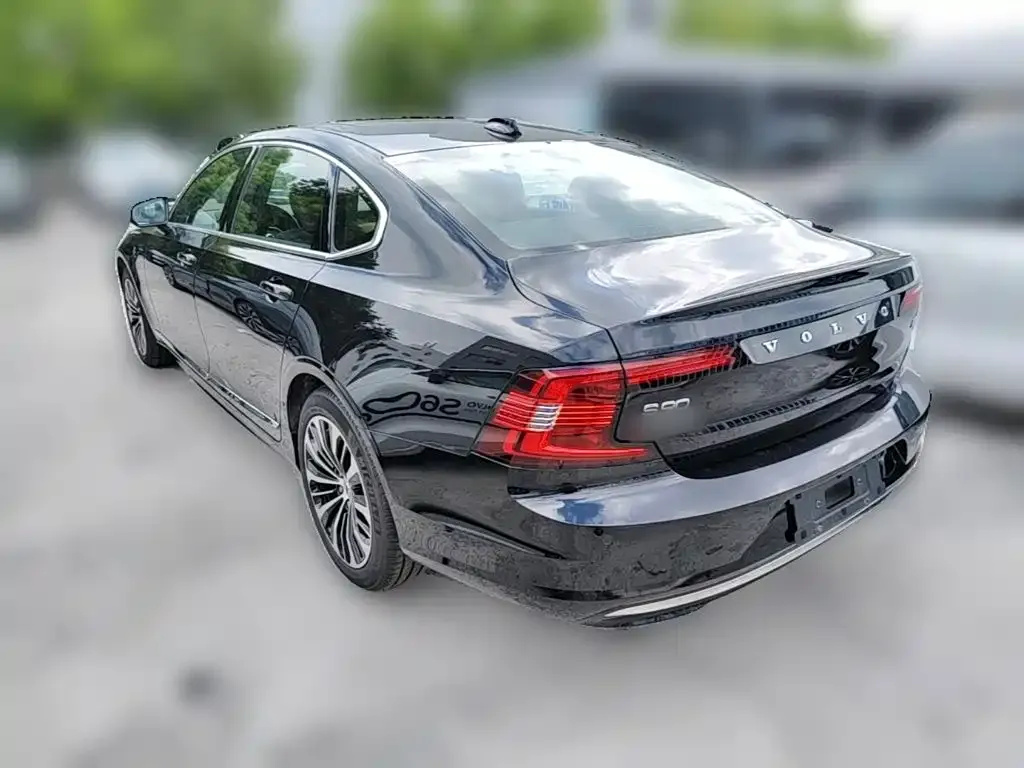 Volvo S90 — фото 6
