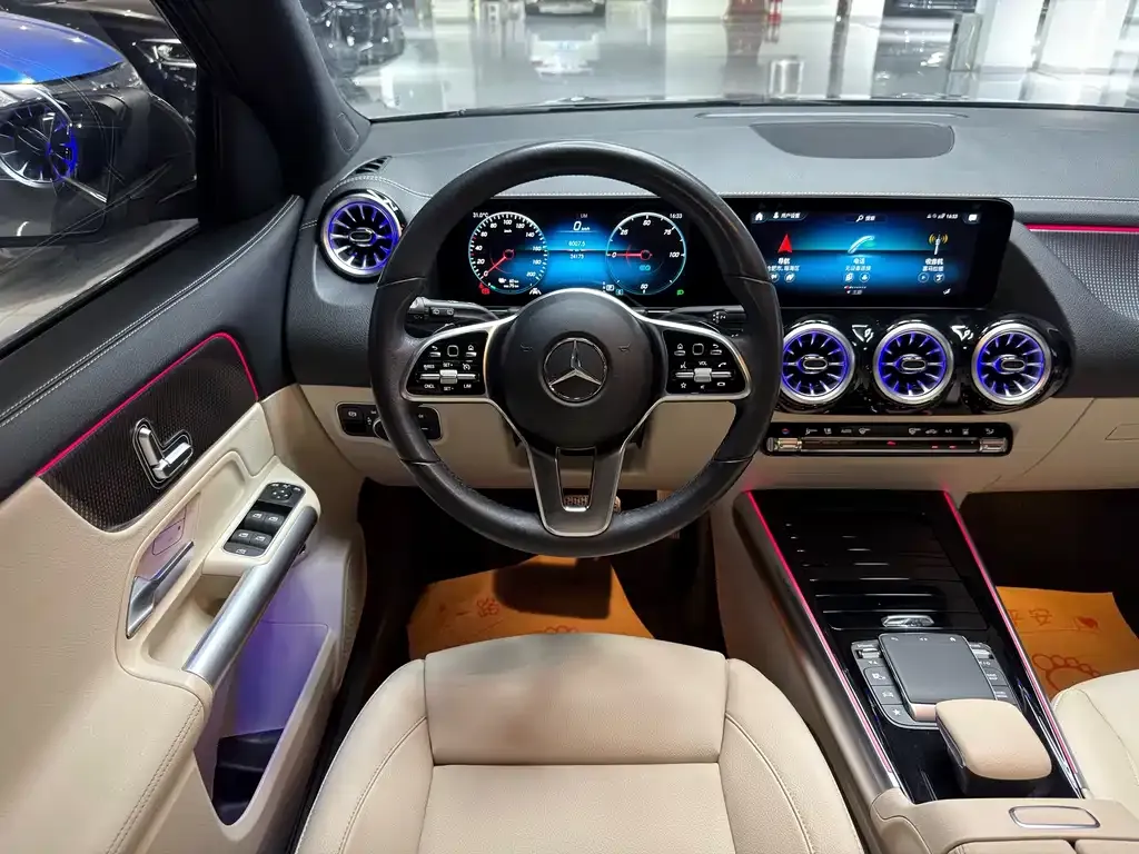Mercedes-Benz EQA — фото 7