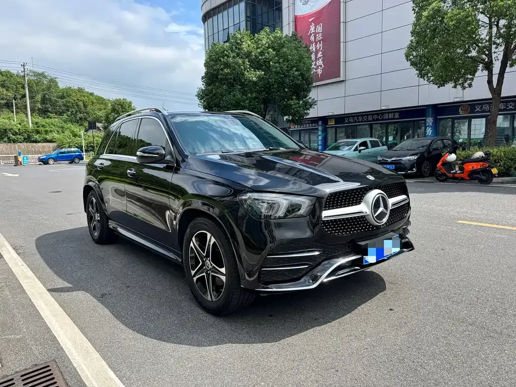 Mercedes-Benz GLE (Import) — фото 9