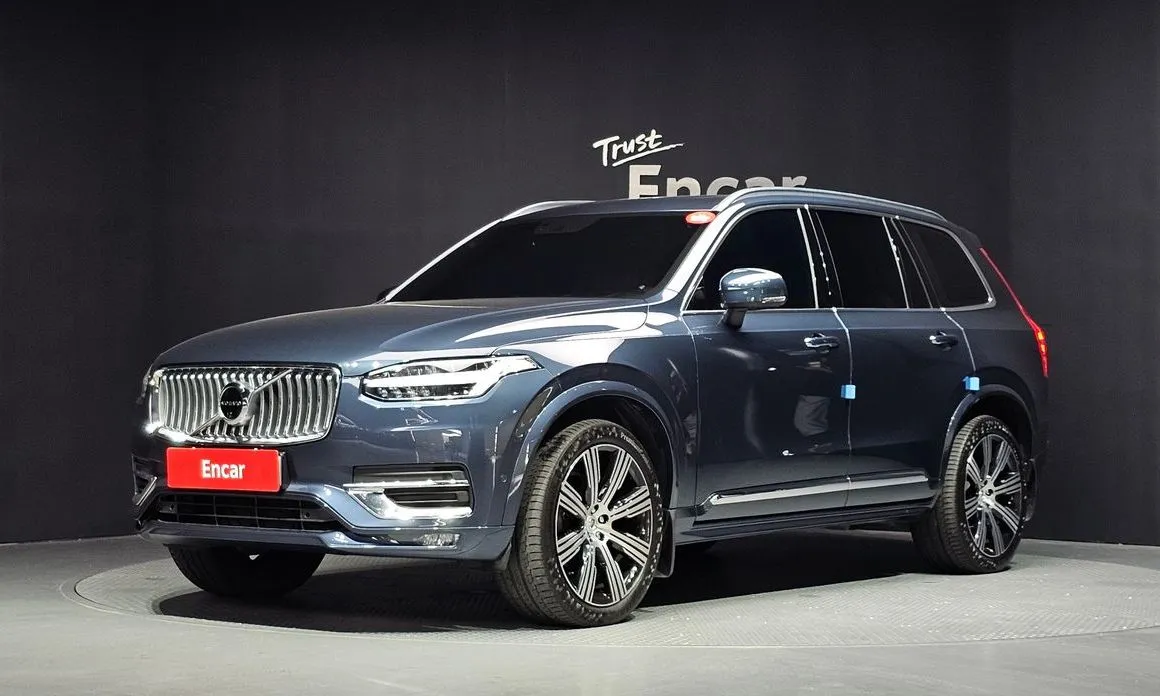 Volvo XC90 — фото 1