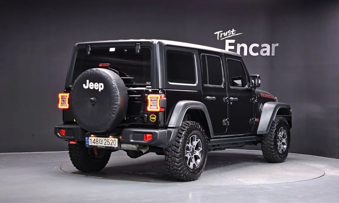 Jeep Wrangler — фото 2