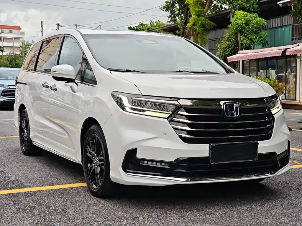 Honda Odyssey — фото 4