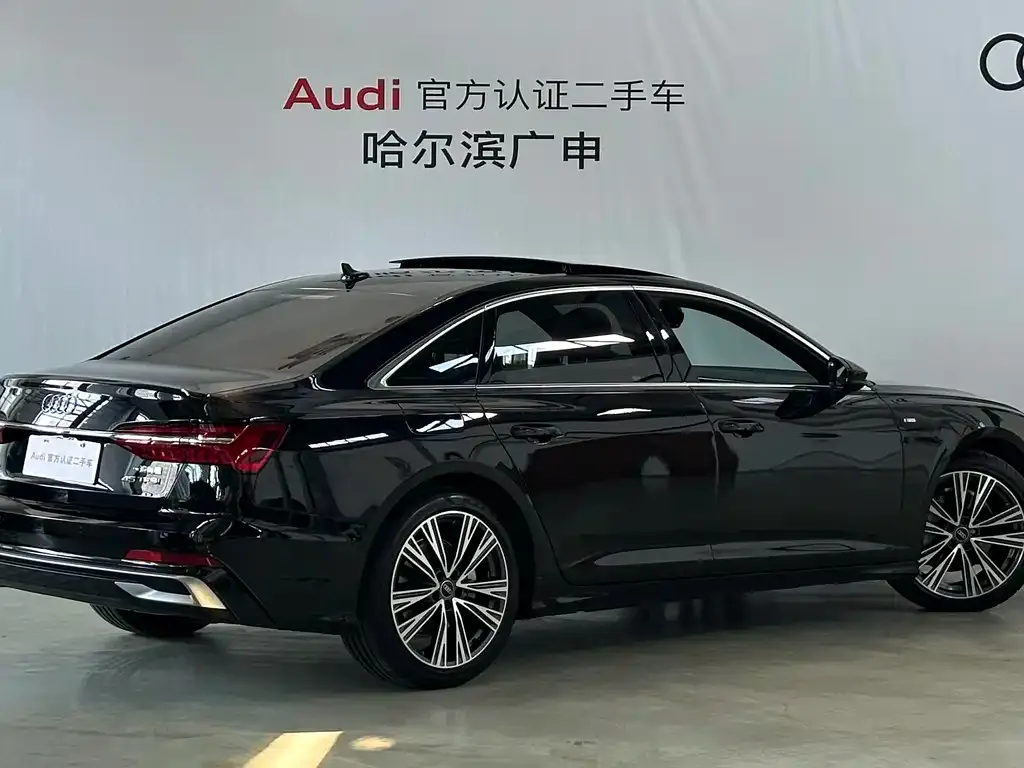 Audi A6L — фото 8