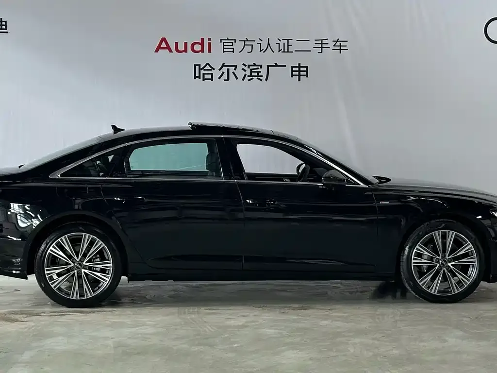 Audi A6L — фото 6