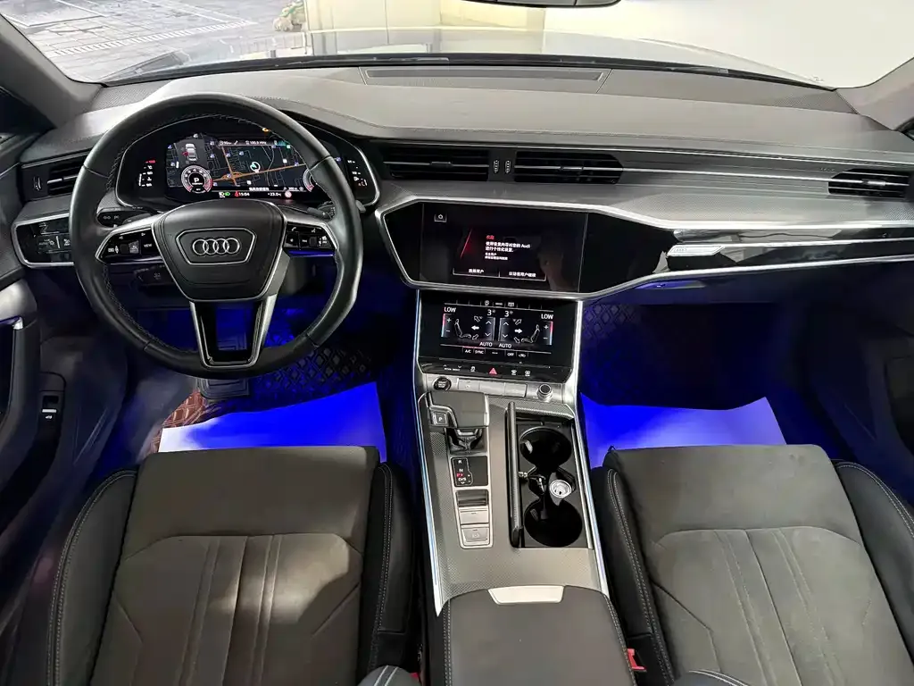 Audi A6L — фото 4