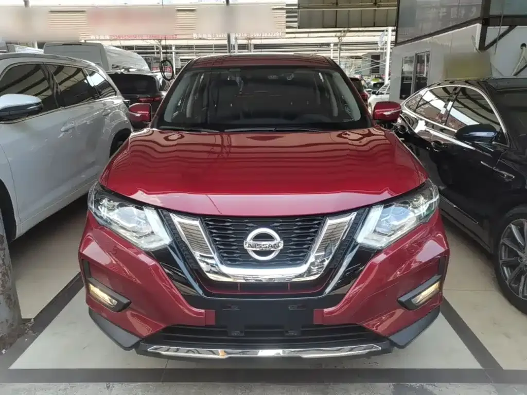 Nissan X-Trail — фото 10