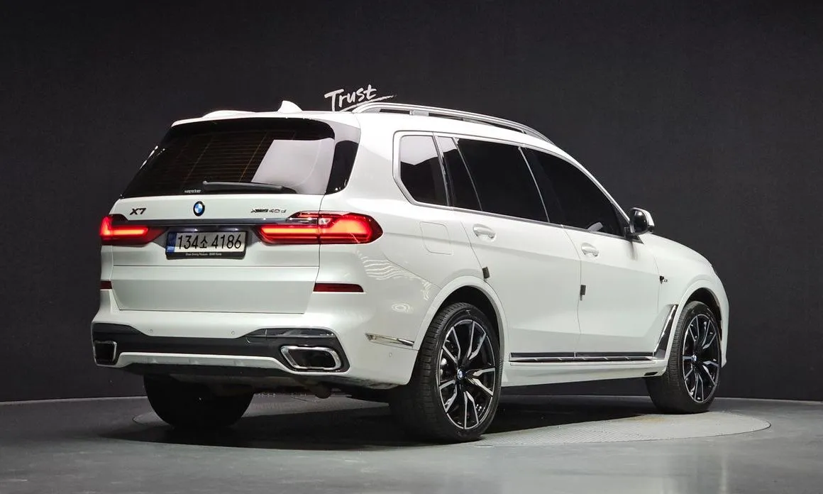 BMW X7 — фото 4