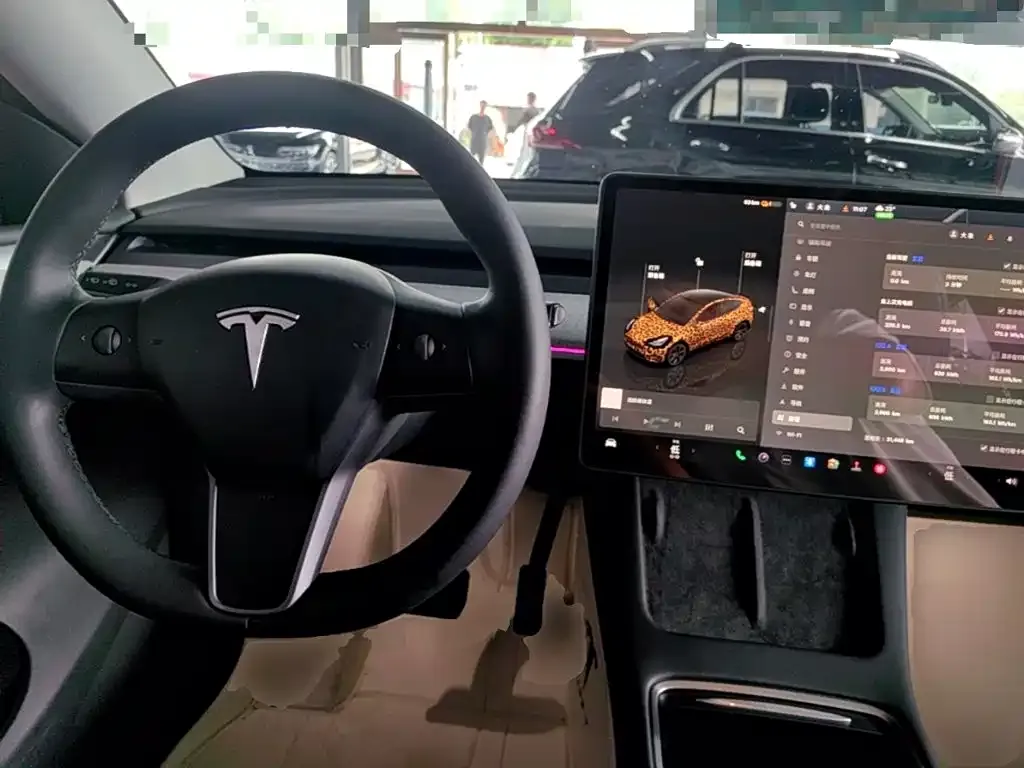 Tesla Model Y — фото 4