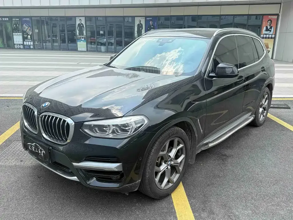 BMW X3 xDrive28i Luxury 1