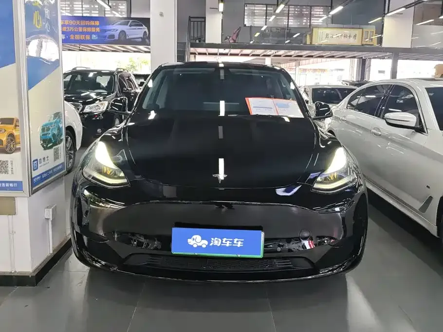 Tesla Model Y — фото 6