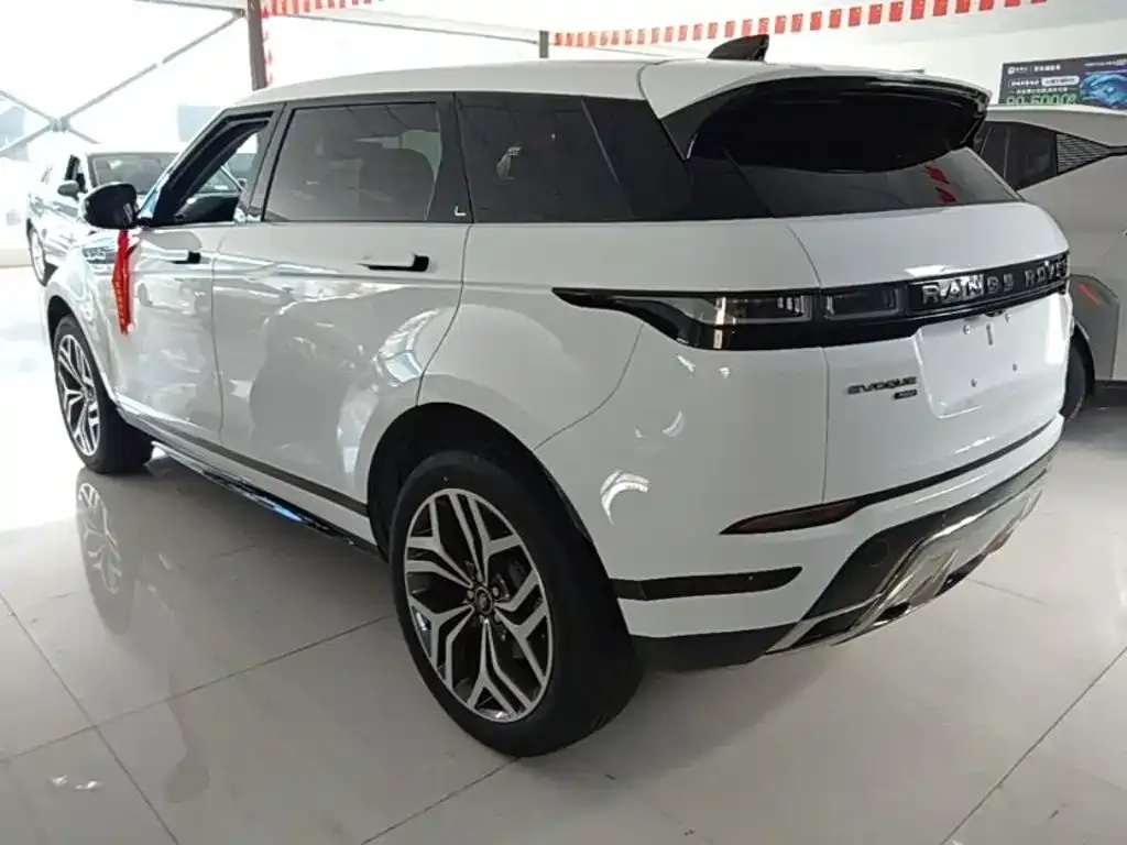 Land Rover Evoque — фото 10