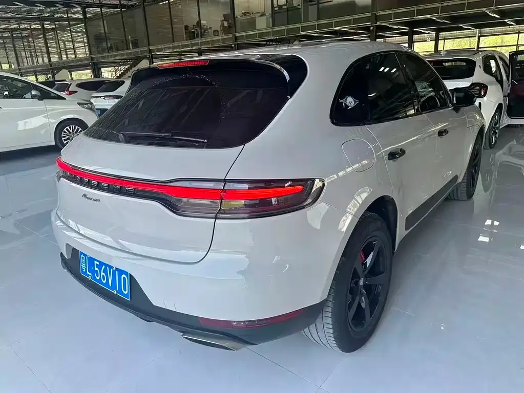 Porsche Macan — фото 6