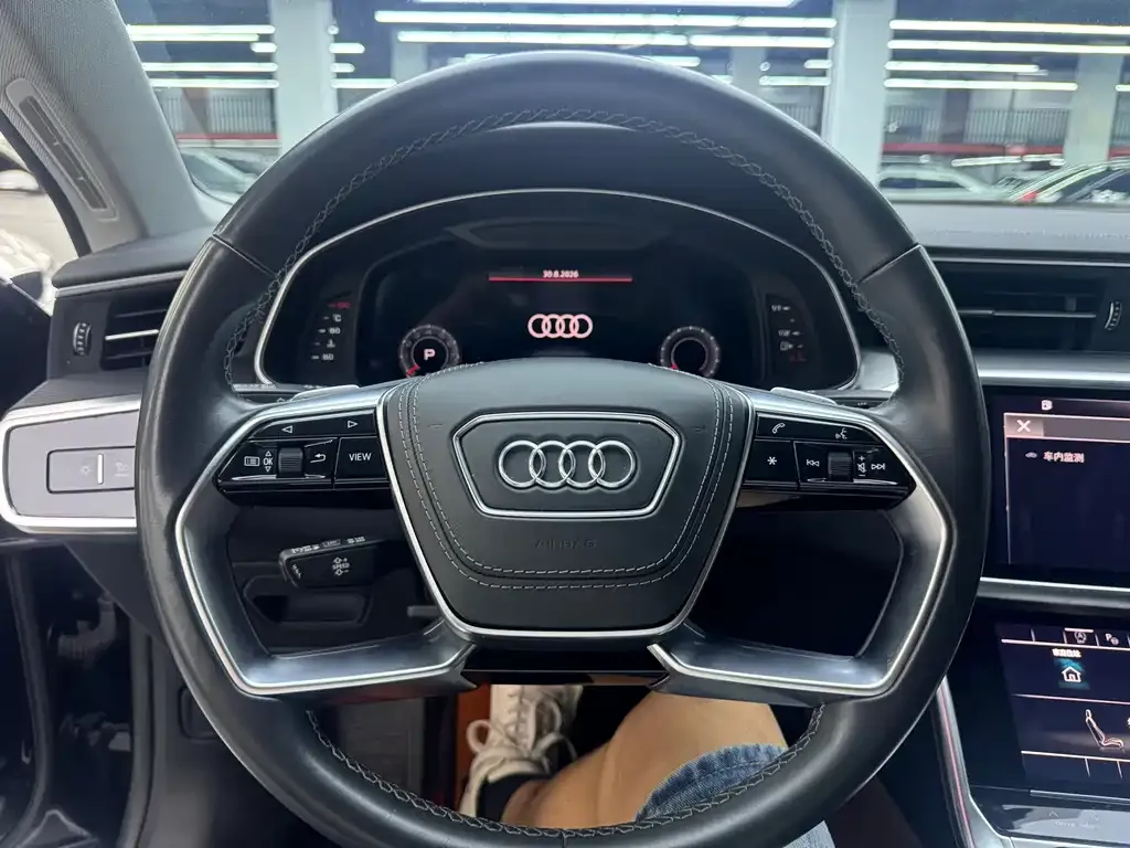 Audi A7L — фото 4