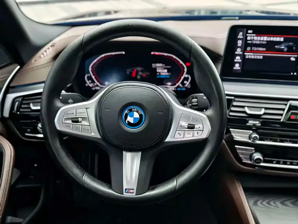 BMW 5 Series New Energy — фото 3
