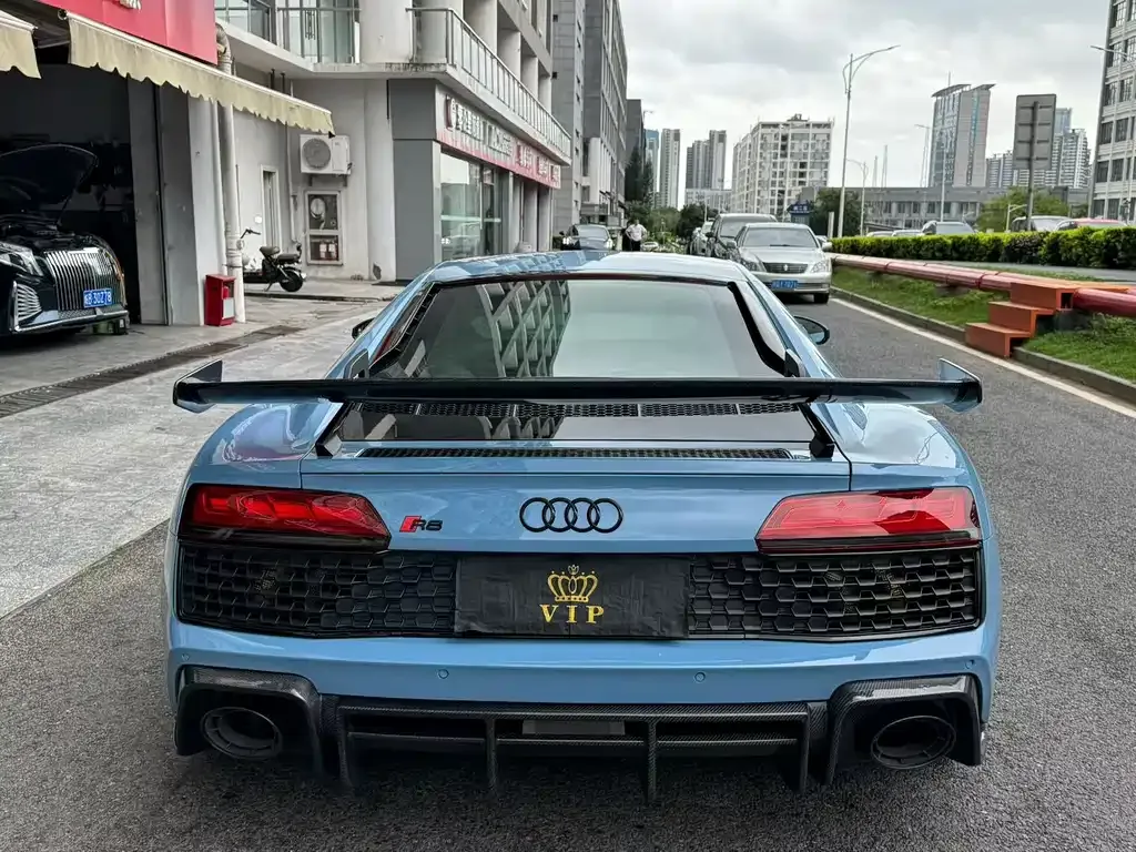Audi R8 — фото 4