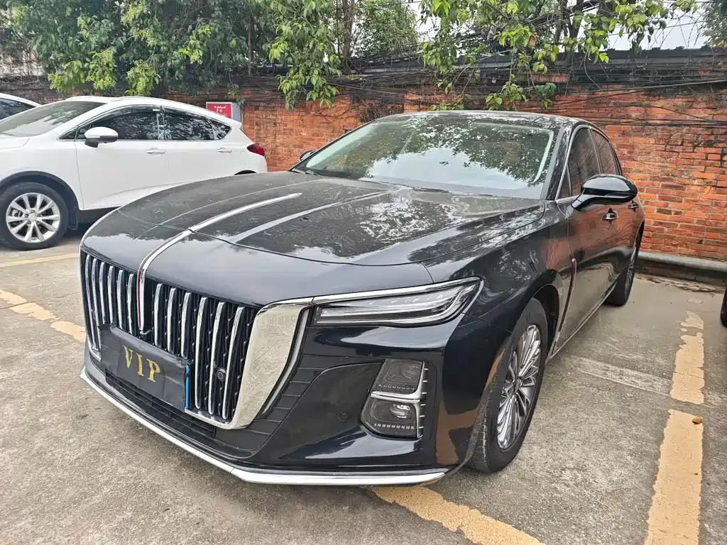 Hongqi H5 — фото 1