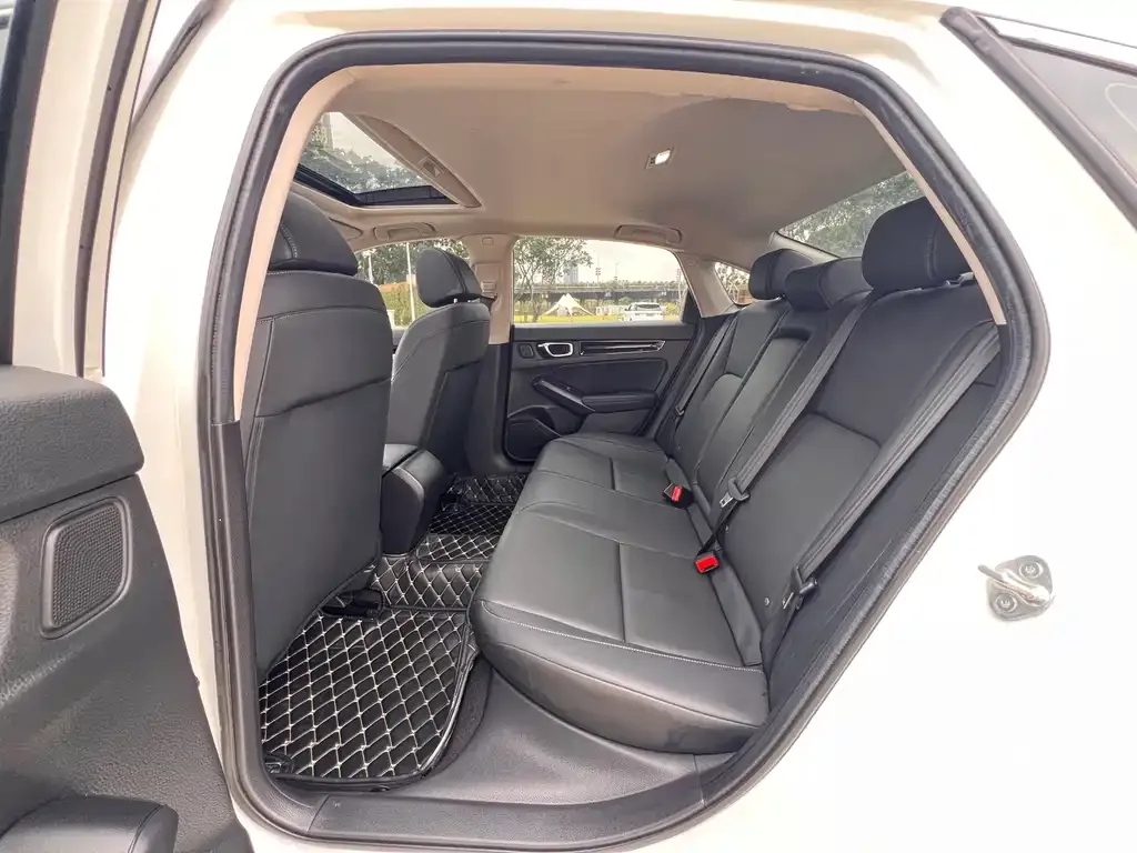 Honda Civic — фото 6