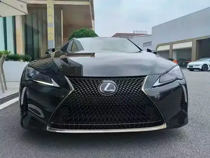 Lexus LC — фото 1