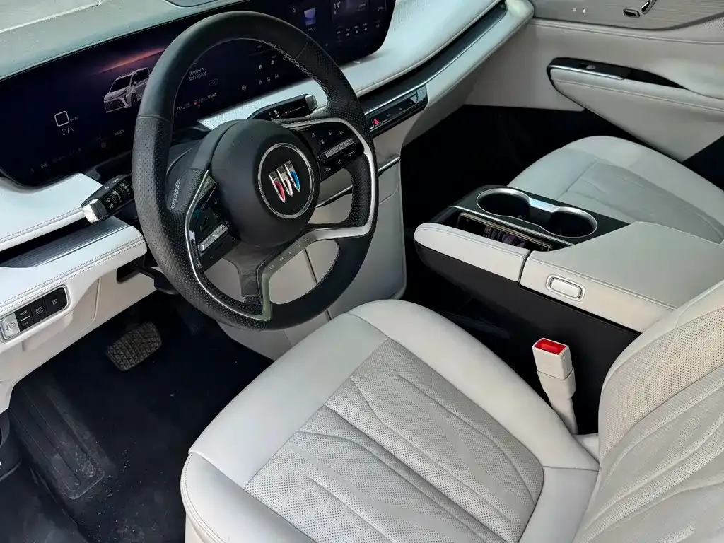 Buick GL8 Hybrid — фото 2